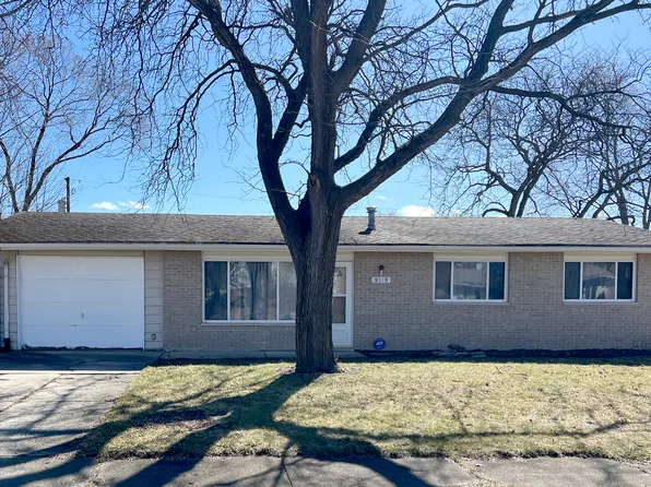 9519 Elm Ave, Mokena, IL 60448