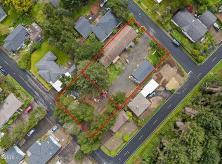 1032 SW 14th St, Lincoln City, OR 97367
