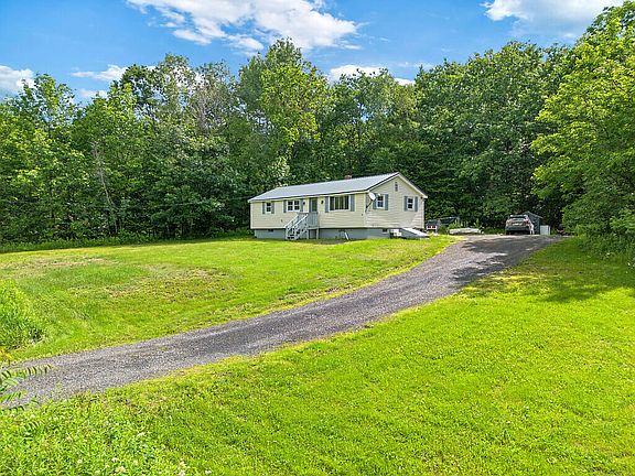 2nd image of 160 Livermore Falls Road