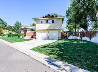 421 Glenmanor Dr, Reno, NV 89509