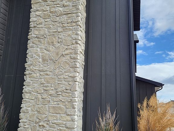 2nd image of 545 Irene St #545