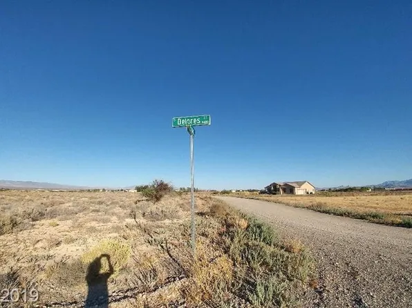 1871 Delores St, Pahrump, NV 89048