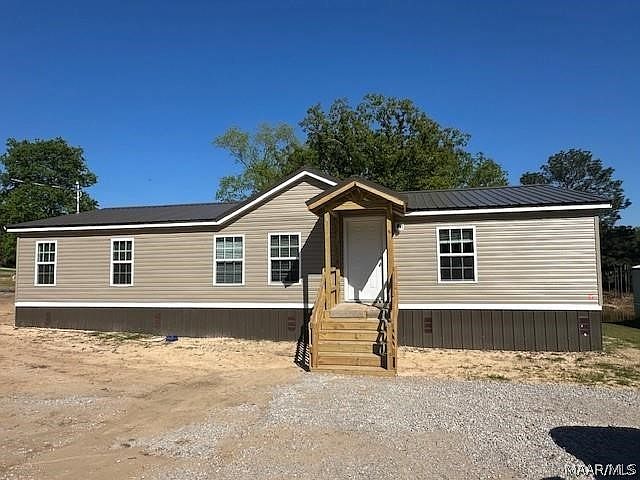 1st image of 1610 Pine Lake Dr