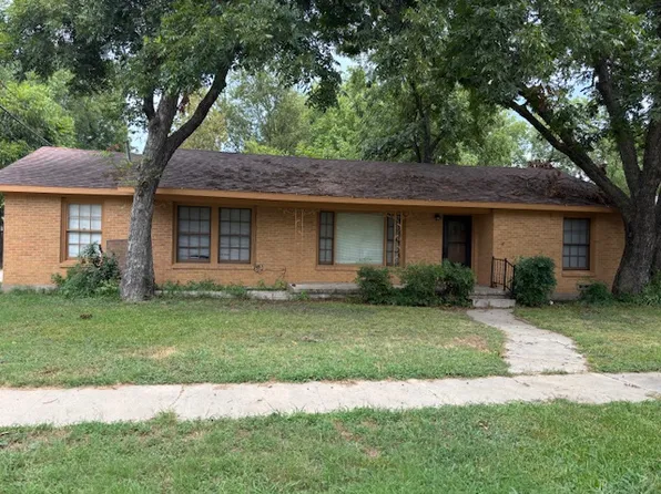 614 S Morris St, Gainesville, TX 76240