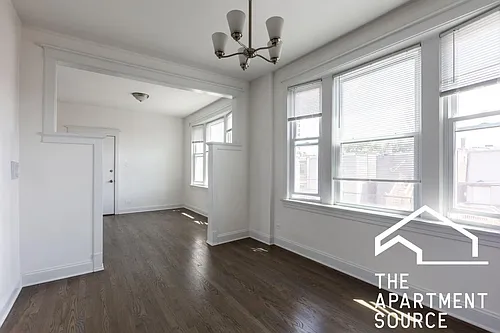 2816 N Troy St #3 Photo 1