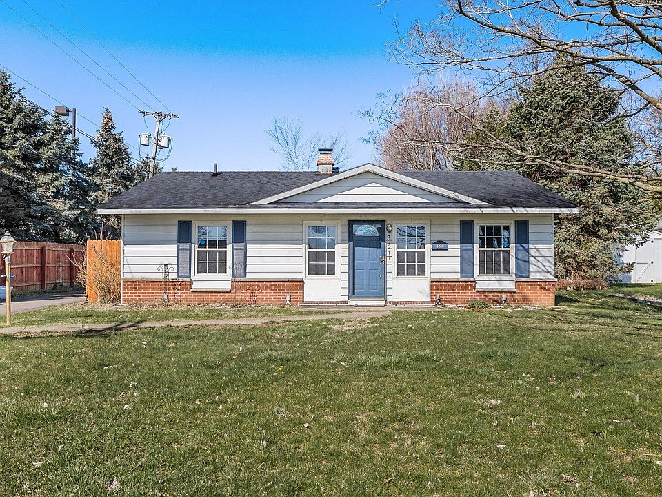 1st image of 381 Willowood Dr W