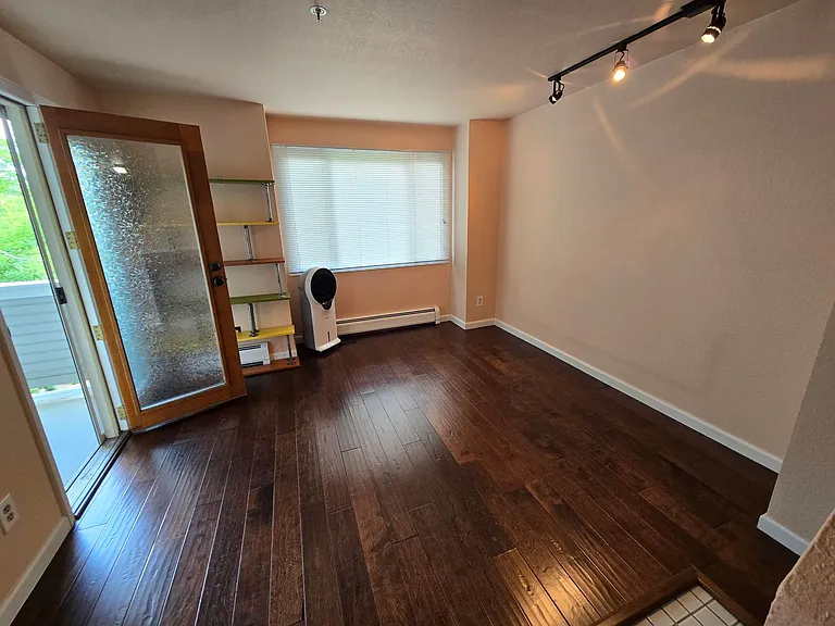 2201 Pearl St #217 — Photo 3
