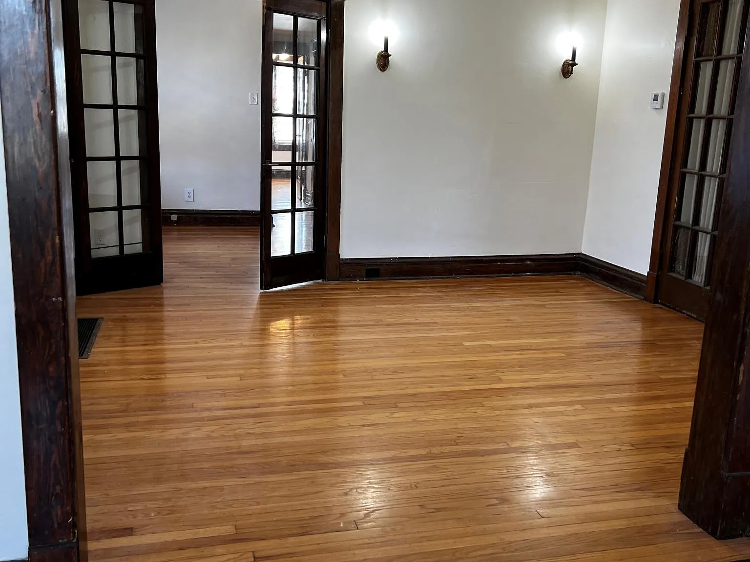 1 bed, 660 sqft, $1,000 — Photo 4