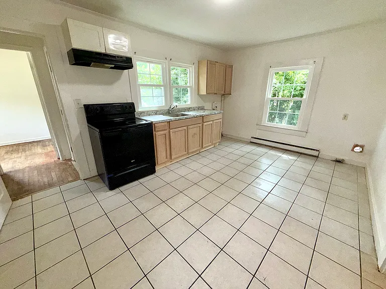 1871 Merritt Dr — Photo 7