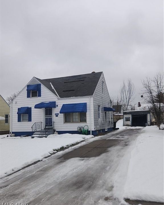 1st image of 4001 E 189th St