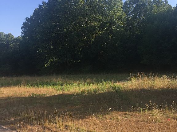 2nd image of 8020 Buttrick Woods Ct SE