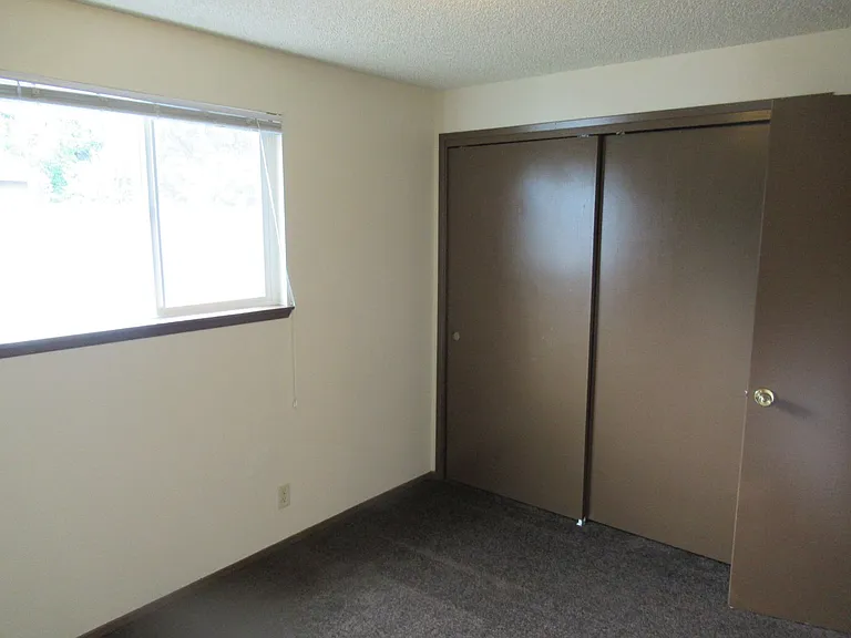 Downstairs Two Bedroom Apartment with Garage — Photo 10
