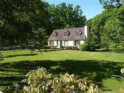 Large level front yard