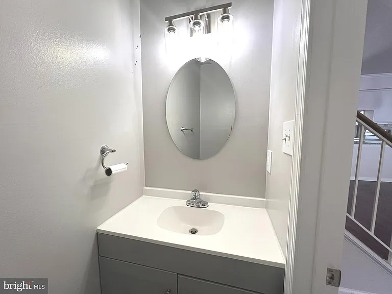 12102 Presidio Way — Photo 8