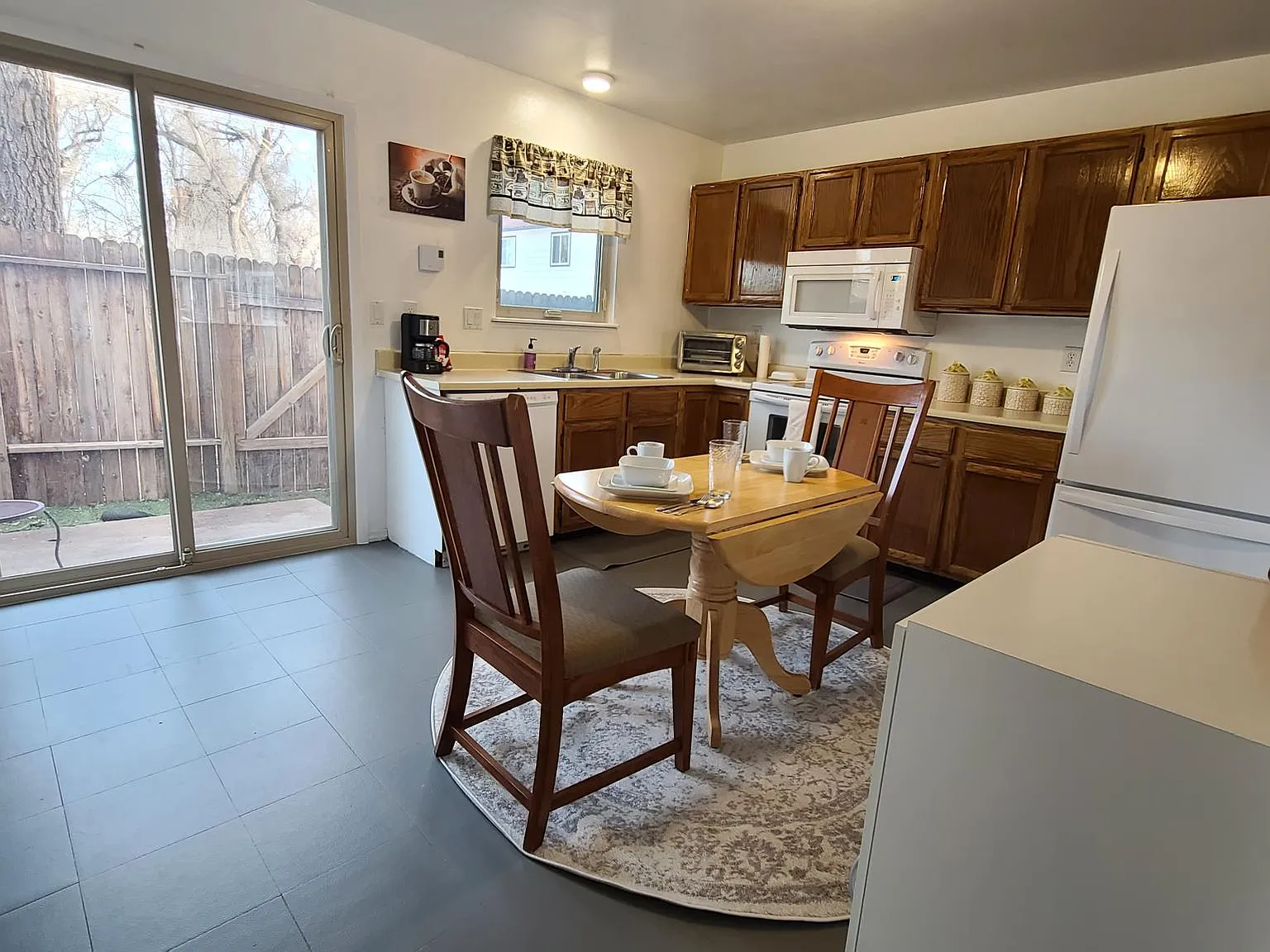 2 bed, 876 sqft, $1,500 — Photo 4
