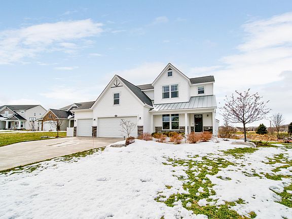 2nd image of 4415 Caspian Dr