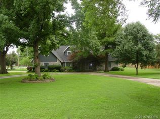 12747 S 163rd Ave E, Broken Arrow, OK 74011