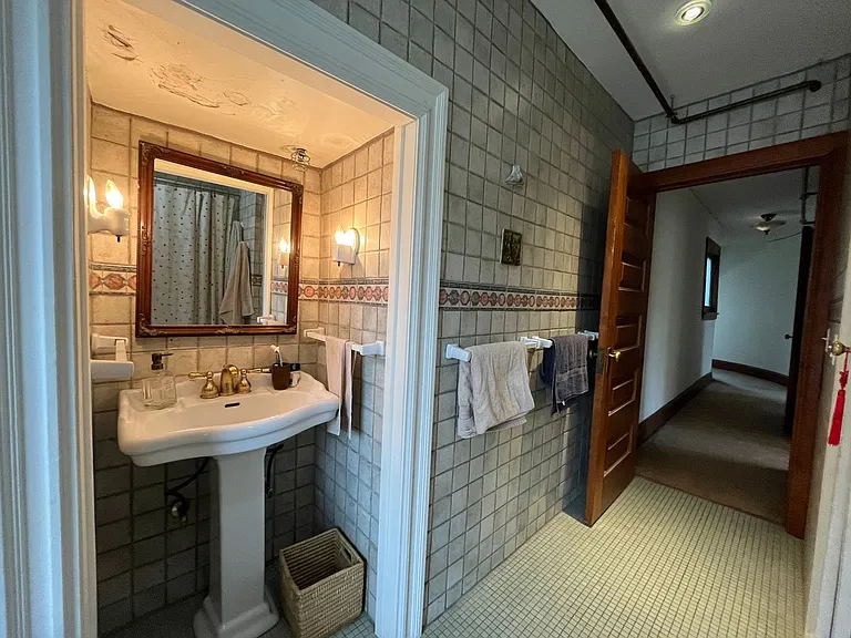 306 N Cayuga St #3 — Photo 24