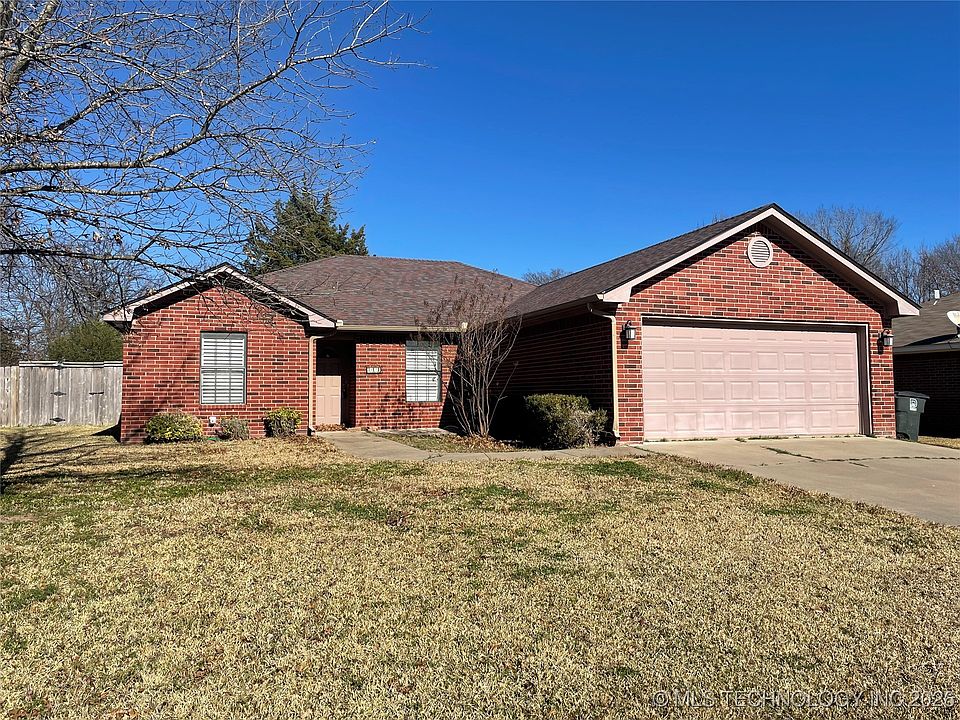 1st image of 214 Northridge Dr