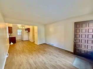 2 Bedroom Duplex In Wyoming Available December 1st, Wyoming, MI 49519