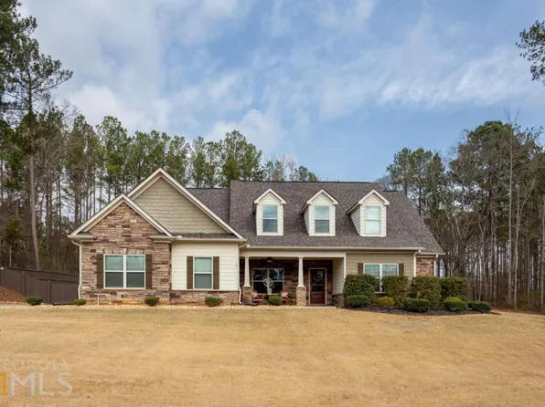 199 Rapids Dr, Bogart, GA 30622