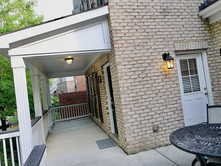 10220 Vanguard Pkwy — Photo 7