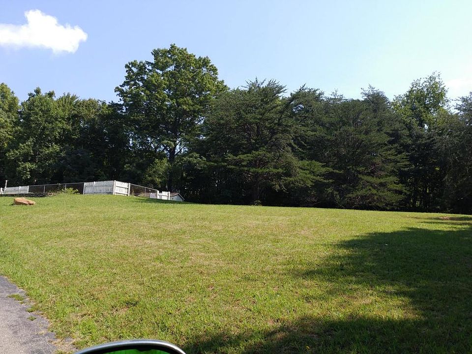 1st image of 5815 Miner Ln
