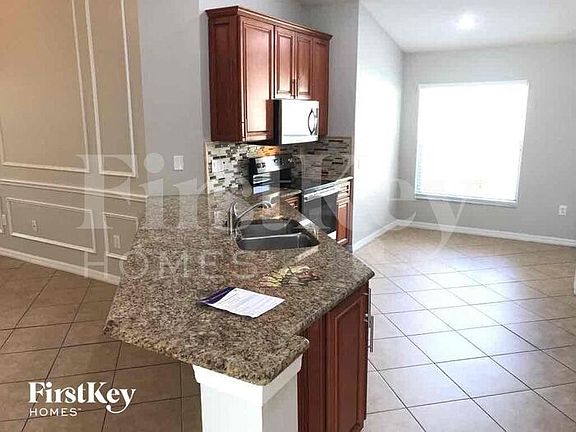 3rd image of 3308 Pine Top Dr