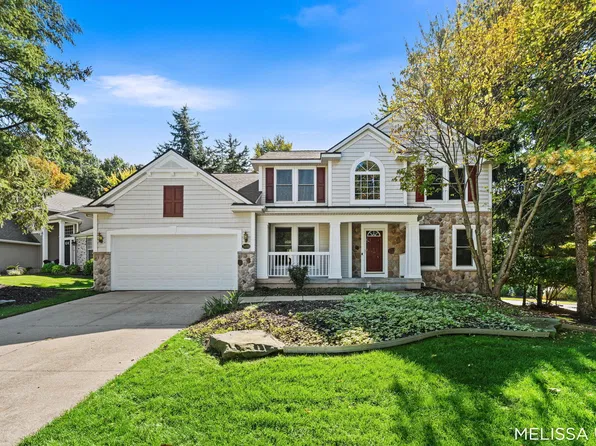 3498 Long Grove Dr SE, Kentwood, MI 49512