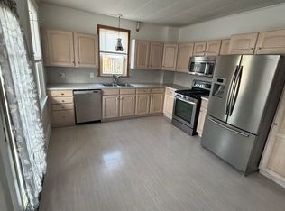 1407 N George St FLOOR 2, York, PA 17404