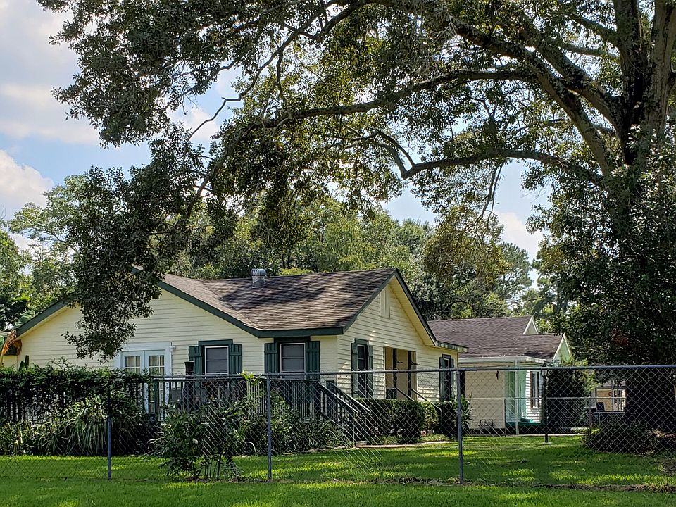 1st image of 2705 Louisiana Ave