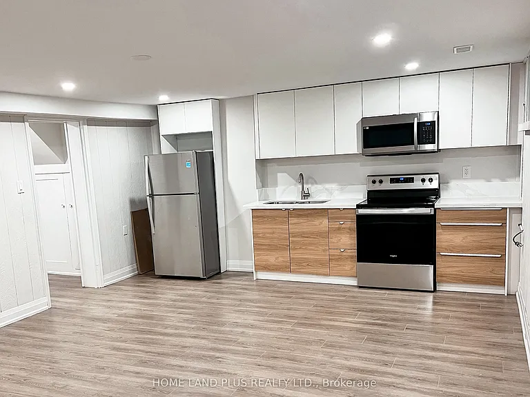 210 McKee Ave #BASEMENT — Photo 6