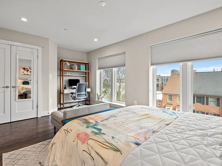 607 Slade Ct — Photo 18