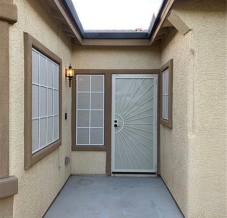 3rd image of 4613 Del Laguna Ct
