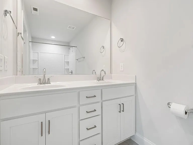 1033 Bonanza Ln — Photo 11