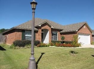 138 Riverbrooke Dr, Shreveport, LA 71115