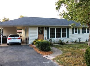 574 Evergreen St, Calvert City, KY 42029