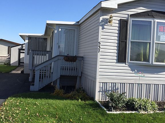 3rd image of 537 Helen Dr