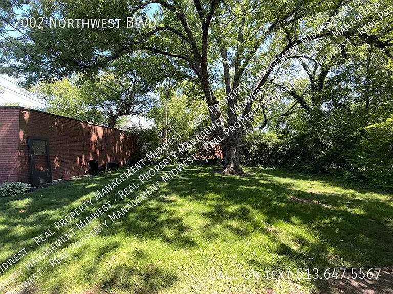 2002 Northwest Blvd — Photo 21