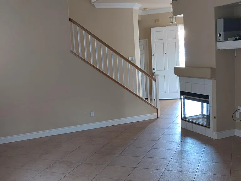 14163 Applegate Ln — Photo 3