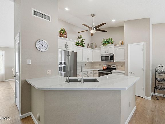 2nd image of 26202 S FLAME TREE Drive