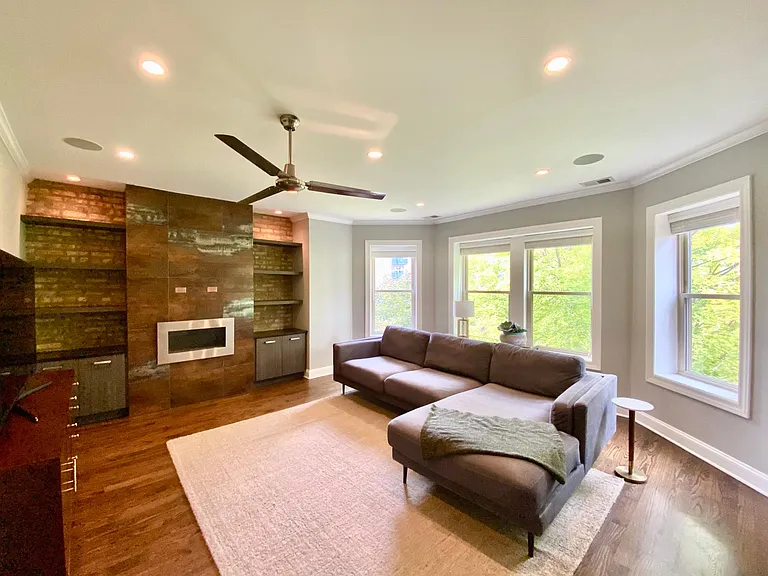 2753 N Spaulding Ave #3S — Photo 1