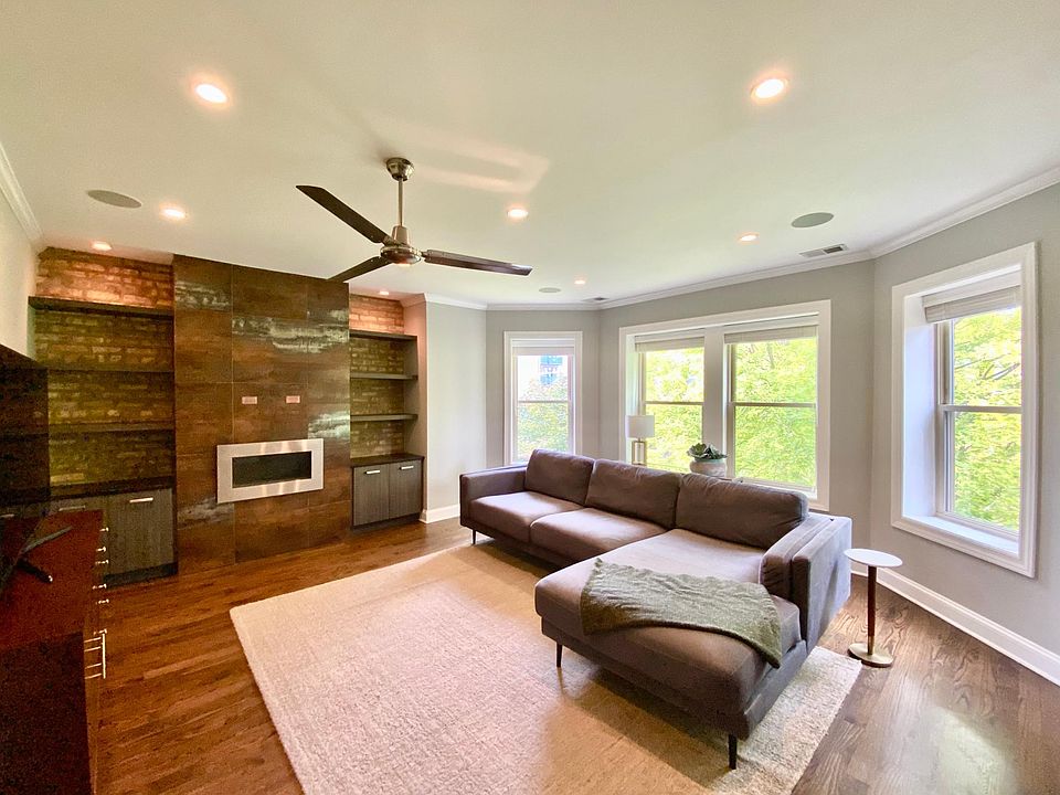 1st image of 2753 N Spaulding Ave APT 3S