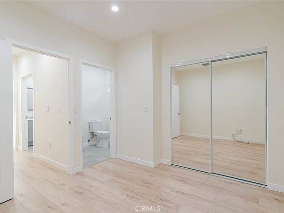 5th image of 10526 Hillhaven Ave #10526