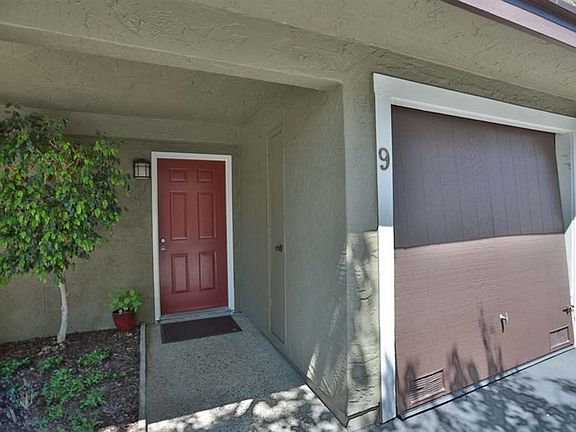 4th image of 472 N Winchester Blvd APT 9