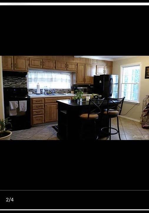 2nd image of 241 E Union Blvd