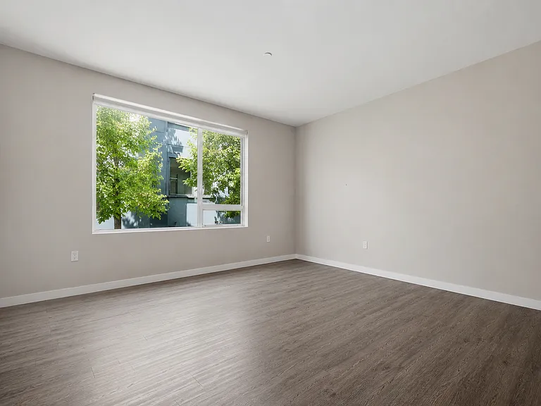 16300 Ventura Blvd #207 — Photo 5