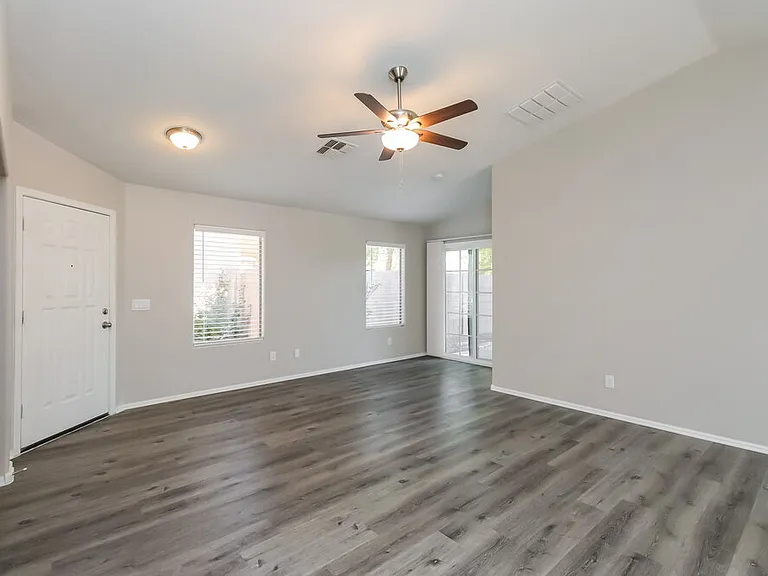 4127 E Mica Rd — Photo 3
