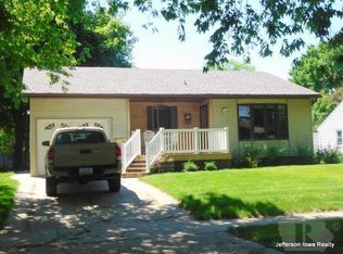 710 S Oak St, Jefferson, IA 50129