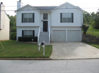 601 Catrina Ct, Stone Mountain, GA 30087